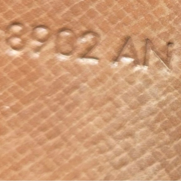 🤎Louis Vuitton Monogram Porte Monnaie Billets Trifold Wallet | PRELOVED!!🤎 - Picture 16 of 16